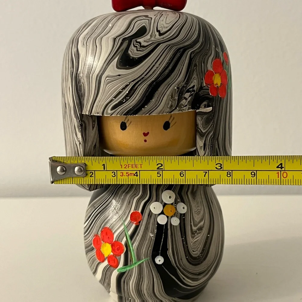 Vintage Wooden Kokeshi Japanese Doll Hand Painted - Picture 6 of 7